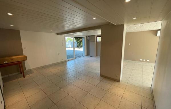 Maison de 300 m²