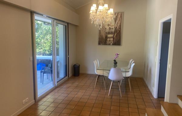 Maison de 300 m²