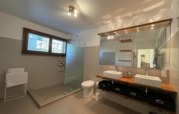 Maison de 300 m²