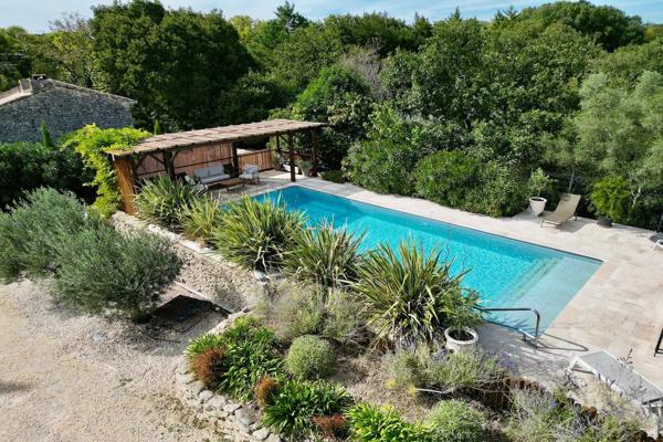 Vente Maison de luxe Uzès 6 Pièces 204 m²