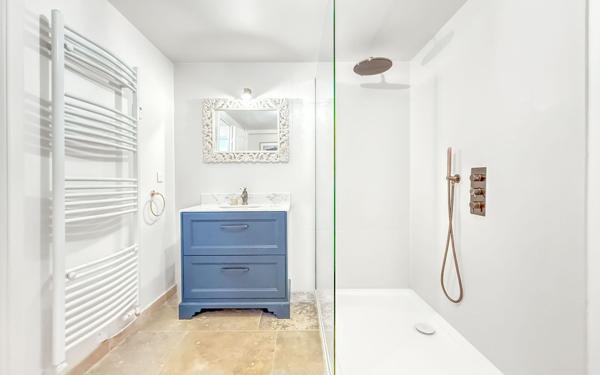 Maison à vendre    6 pièces •  Vence