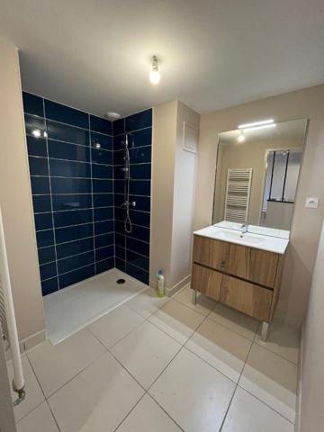 LOCATION T1BIS MEUBLE RODEZ SANS FRAIS D'AGENCE