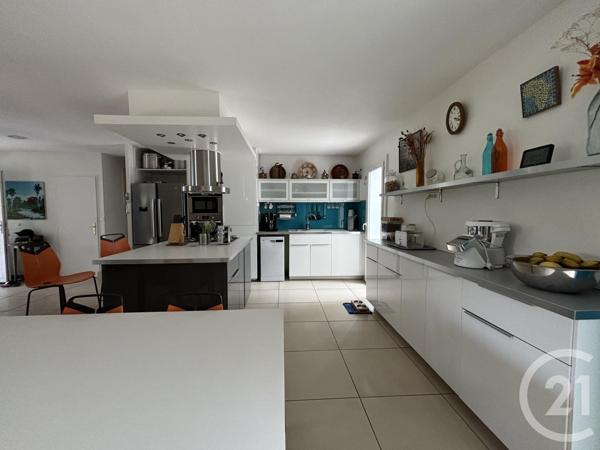 Maison à vendre  5 pièces - 135,77 m2 FRANS - 01