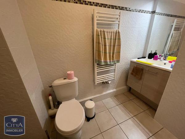 Appartement à louer 2 pièces 41.95m² Villeurbanne (69100)