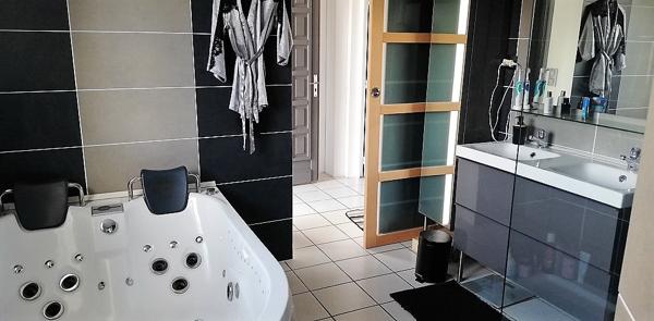 SUPERBE VILLA D'ARCHITECTE