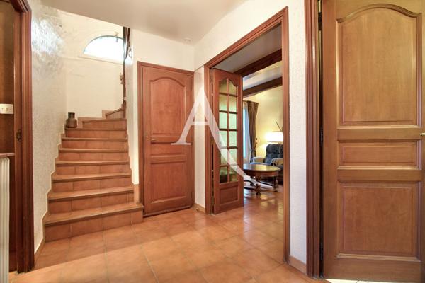 MONTPELLIER CELLENEUVE - CHARMANTE MAISON - MITOYENNE D'UN CÔTÉ - ENVIRON 93 m² - 3 CHAMBRES -TERRAIN D'ANGLE DE PLUS DE 300 m²