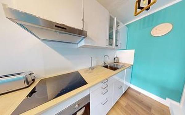 Appartement à louer    1 pièce • 13 m2 Talence