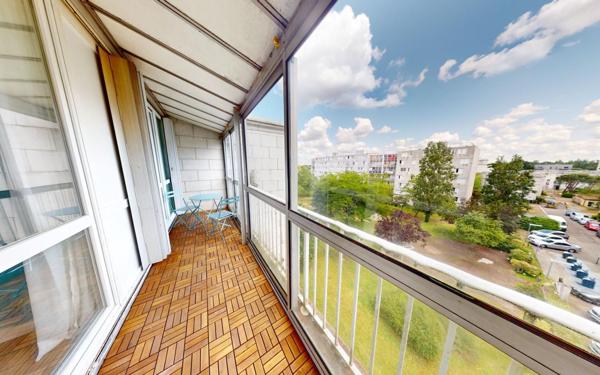 Appartement à louer    1 pièce • 13 m2 Talence