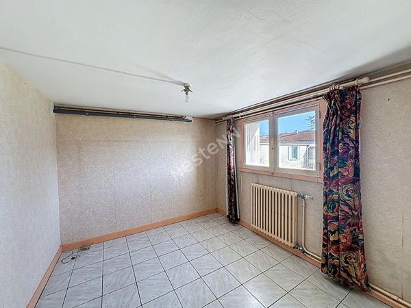 Charmante Maison à Vendre à Migné Auxances - 5 Pièces avec Jardin