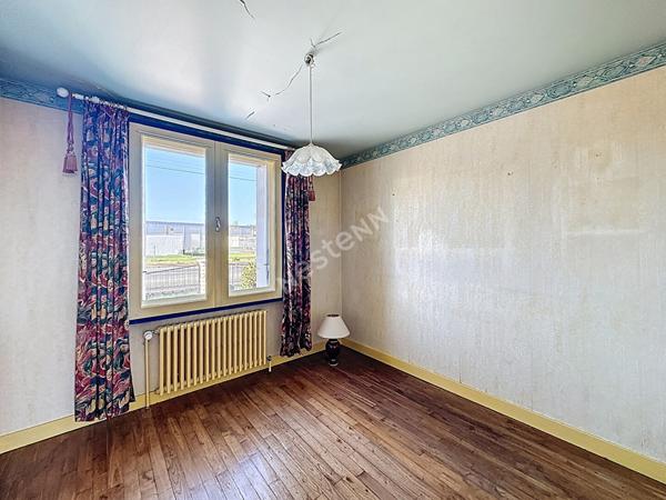 Charmante Maison à Vendre à Migné Auxances - 5 Pièces avec Jardin