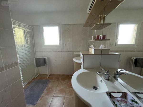 Maison à vendre à Les Monts-d'Andaine dans l'Orne (61600), ref : 61044-1956