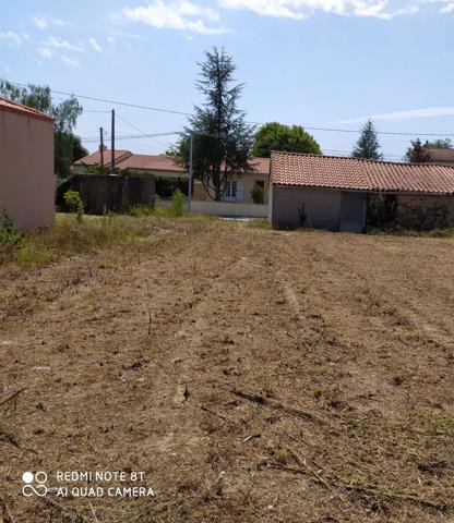 TERRAIN La Chevrolière