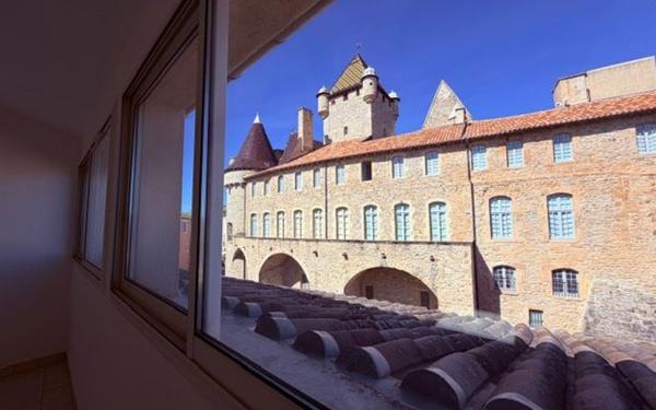 Appartement à vendre    3 pièces • 74 m2 Aubenas