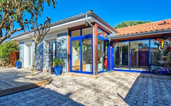 Maison à vendre    4 pièces • 130 m2 Mérignac