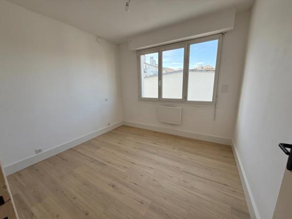 Appartement T3 plein centre de LOURDES