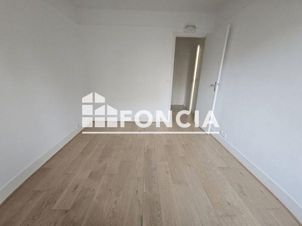 Location Appartement 2 pièces 48.9 m² - 24 BIS RUE DE VERDUN Charenton Le Pont 94220