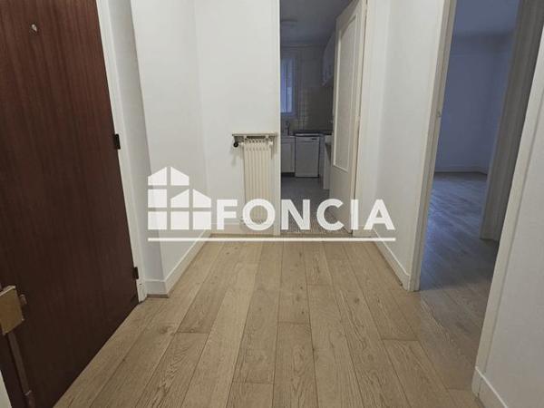 Location Appartement 2 pièces 48.9 m² - 24 BIS RUE DE VERDUN Charenton Le Pont 94220