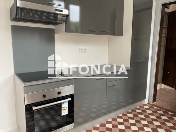 Location Maison 3 pièces 94 m² - 37 AVENUE HENRI LEFEUVRE Le Mans 72000