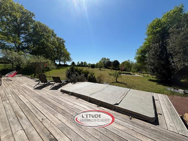 Carquefou, propriété familiale sur un terrain de 7500 m²