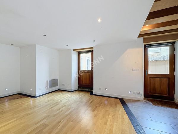 Maison à vendre à Château-Gontier ? Centre-ville ? 3 chambres ? Cour