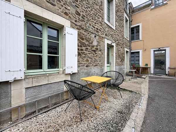 Maison à vendre à Château-Gontier ? Centre-ville ? 3 chambres ? Cour