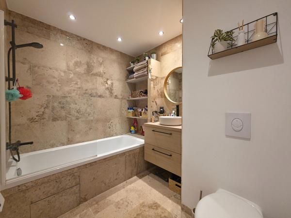 Appartement La Garde 4 pièce(s) 72m2 - 3 chambres - Résidence fermée et sécurisée - Ascenseur - Stationnement privatif - Cave