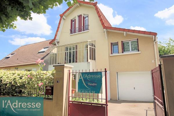 Morsang Sur Orge - Maison individuelle - 4 pièces - 3 chambres - 80 m2 sur 400 m² de terrain