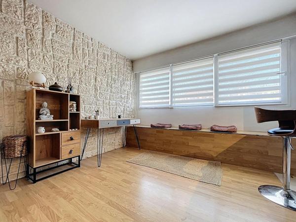 Appartement avec vue sur la coulée verte