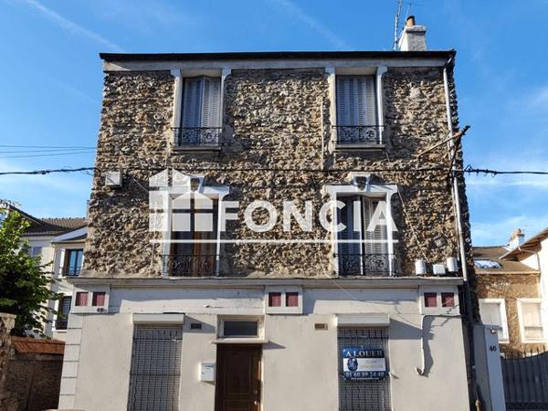 Location Studio 21.76 m² - 48 RUE D'ANGOULEME Corbeil Essonnes 91100