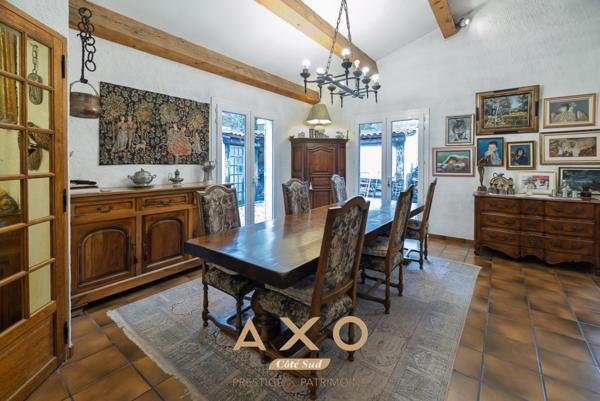 SUPER GÉMENOS – MAISON PROVENÇALE – CALME – VUE COLLINES – PISCINE – TERRAIN 2 544 m² – APPARTEMENT INDÉPENDANT 730.000 €