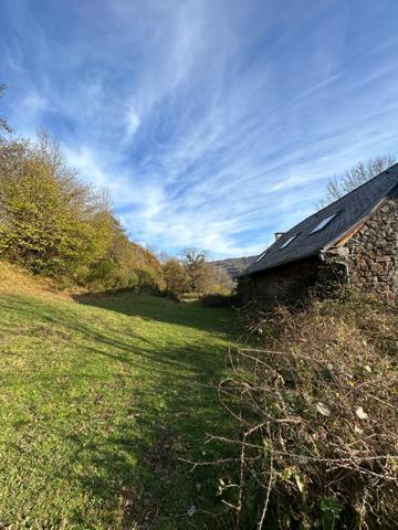 Grange Thiezac 1 pièce(s) 219.4 m2 , Thiezac