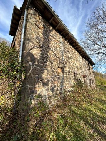 Grange Thiezac 1 pièce(s) 219.4 m2 , Thiezac