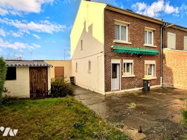 Maison semi individuelle avec garage proche de la gare