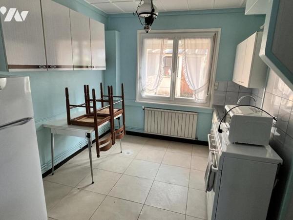 Maison semi individuelle avec garage proche de la gare