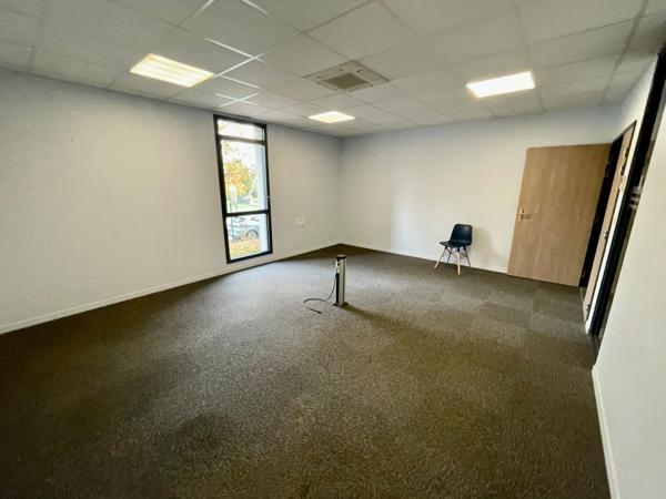 Bureaux à louer à SAINT ETIENNE DU ROUVRAY 76800
