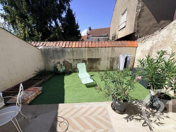 Immeuble à vendre  110,68 m 2   DEOLS  - 36