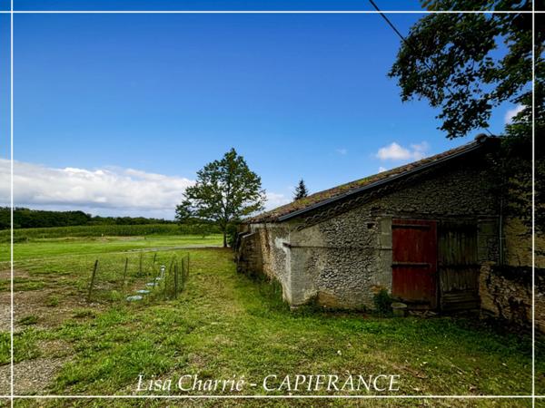 Maison à vendre 5 pièces proche de NOGARO (32) de 106 m2 habitables sur 2615 m2 de terrain avec dépendances