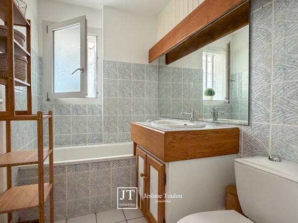 Appartement
                                                                                                                                                                                                                                                                                                                        1 pièce(s)                                                                                                                                                                                                                                                                                                                              28  m²