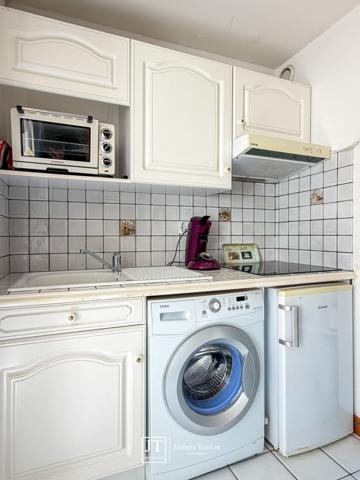 Appartement
                                                                                                                                                                                                                                                                                                                        1 pièce(s)                                                                                                                                                                                                                                                                                                                              28  m²