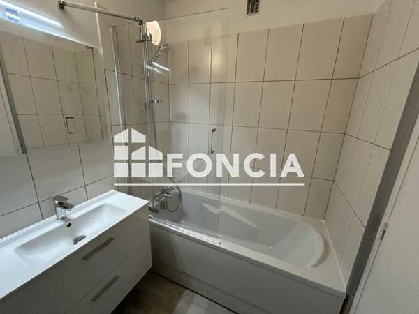 Location Appartement 4 pièces 75.81 m² - 6 RUE D'AGEN Saint-herblain 44800