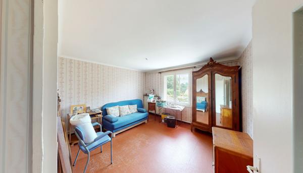 Maison des années 50 au calme, avec vue dégagée, dans un quartier recherché