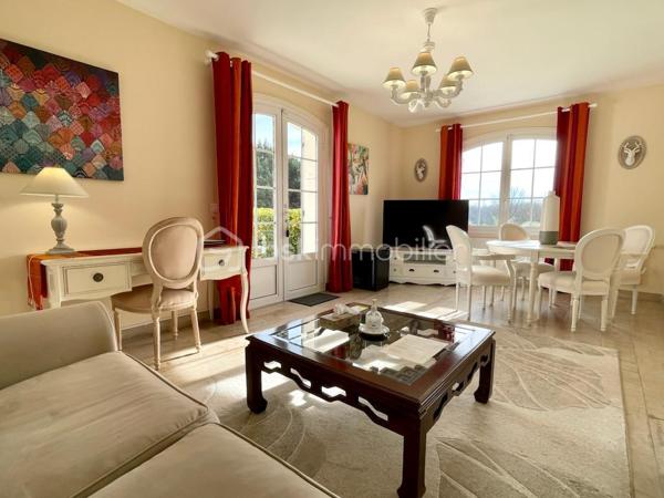 Domaine de 671,39 m²