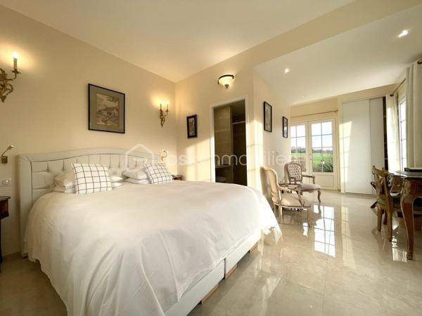 Domaine de 671,39 m²