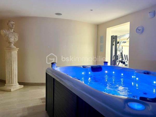 Domaine de 671,39 m²