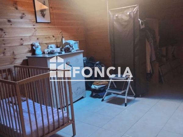 Location Appartement 5 pièces 84.1 m² - 7 ROUTE D'ITALIE Briancon 05100