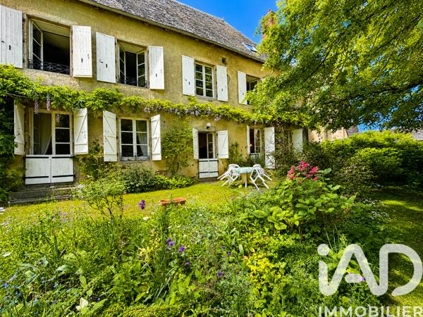 Maison à vendre 12 pièces 353 m² Neuvic