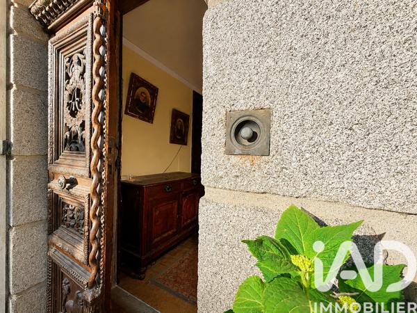 Maison à vendre 12 pièces 353 m² Neuvic