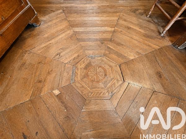 Maison à vendre 12 pièces 353 m² Neuvic