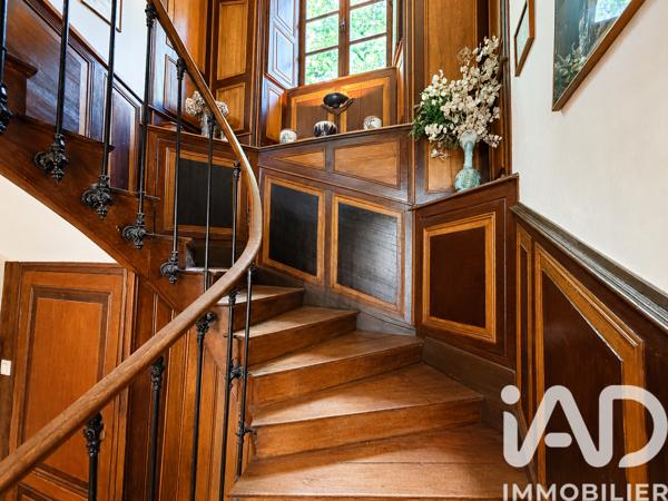 Maison à vendre 12 pièces 353 m² Neuvic
