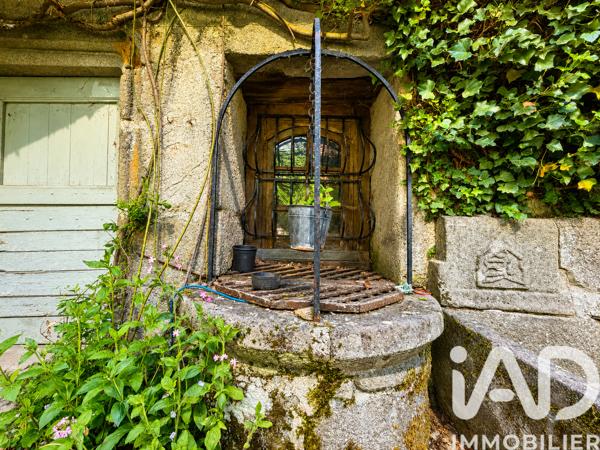 Maison à vendre 12 pièces 353 m² Neuvic